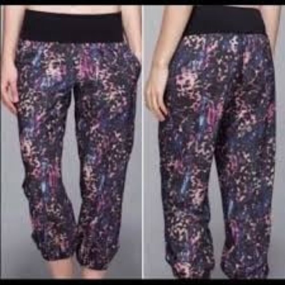 Lululemon Om Pant Crop Floral Sport Black Multicolor Black Jogger Yoga Active 8